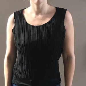 Vintage Issey Miyake sleeveless pleated tank top